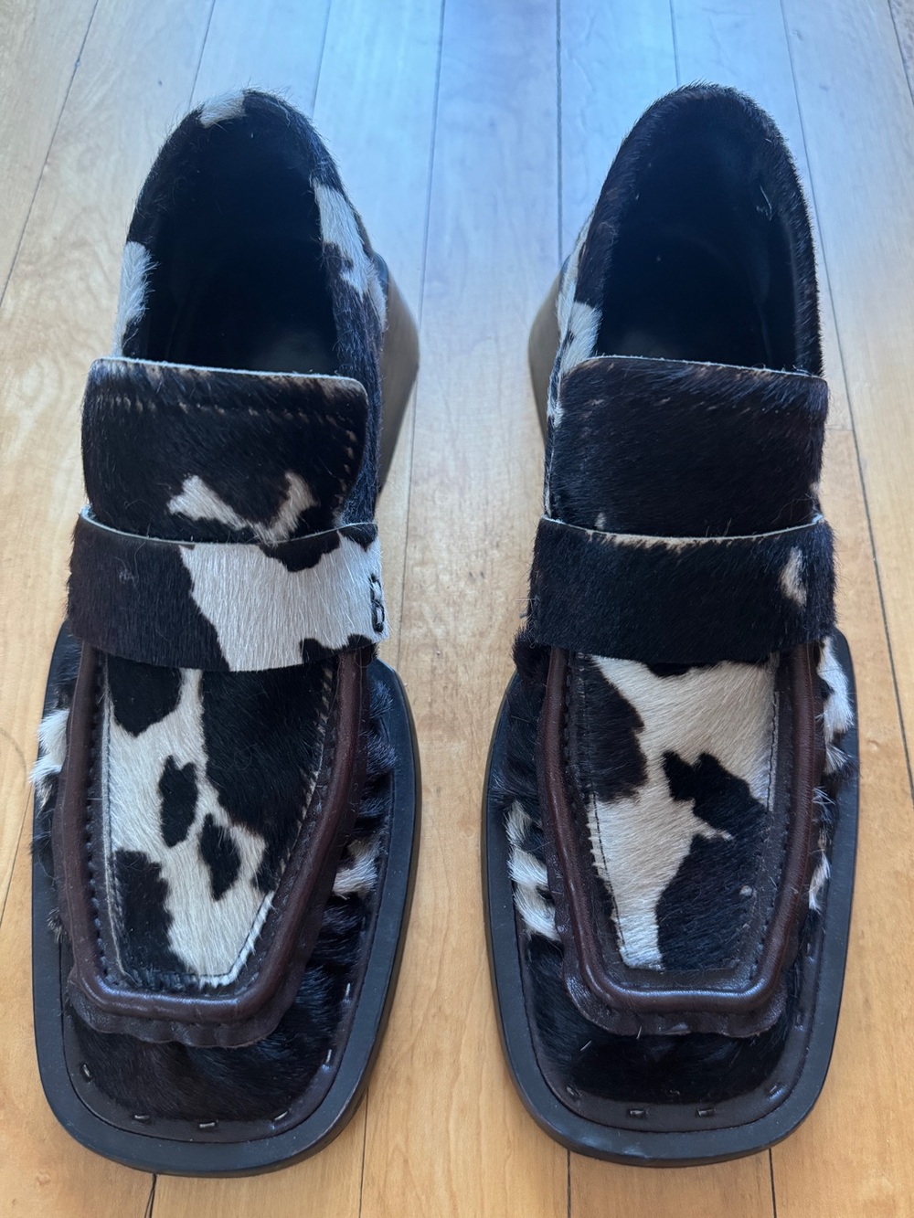 New MIISTA Airi Cow Print Ponyhair Leather Loafers in size 7.5 (38) - Picture 2 of 6